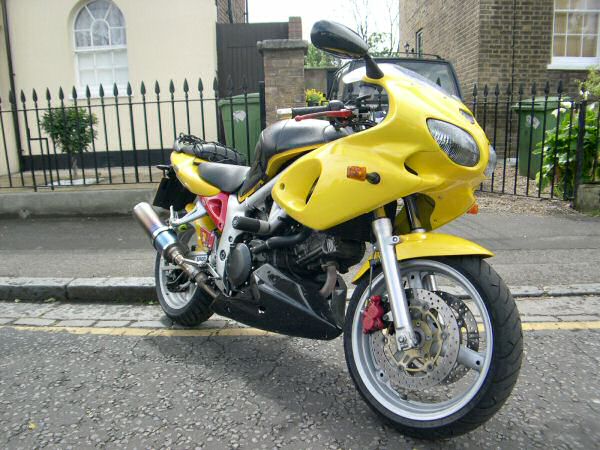 SV650S with a Bellypan fitted pictures Page 2 SV650 SV650 Gladius 650 Forum